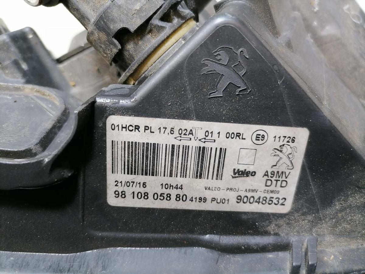 Peugeot 208 original Scheinwerfer vorn rechts Halogen Facelift Bj.2015